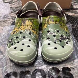 CROCS Green and Yellow Camouflage Clogs